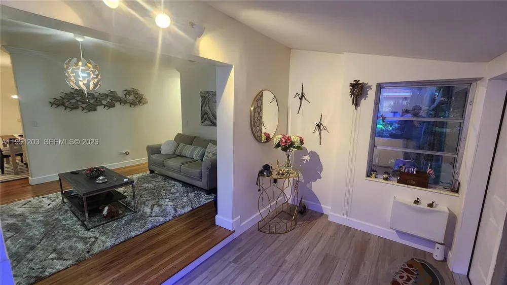 831 Plover Ave Miami Springs, FL 33166