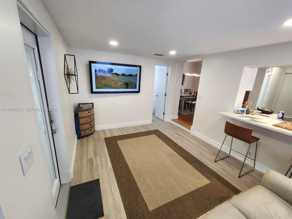 831 Plover Ave Miami Springs, FL 33166