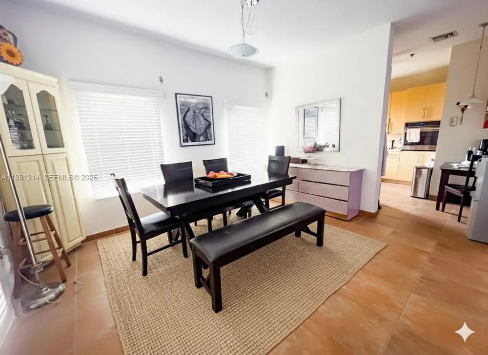 9008 Collins Ave #402 Surfside, FL 33154