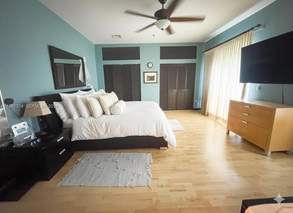 9008 Collins Ave #402 Surfside, FL 33154