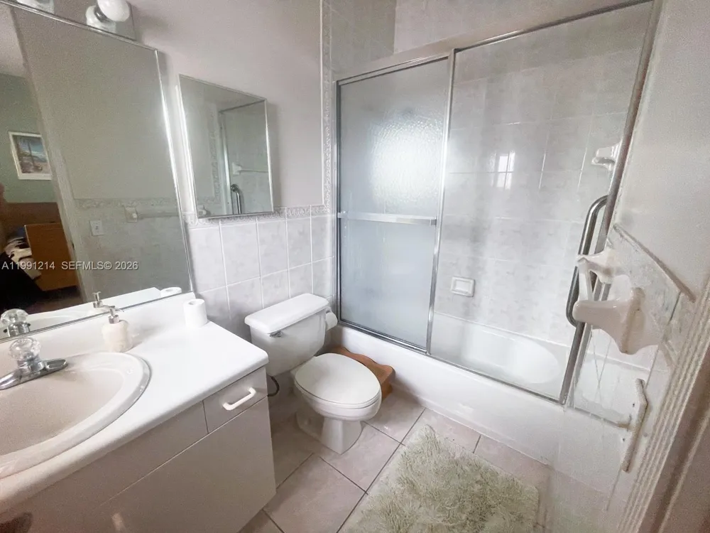 9008 Collins Ave #402 Surfside, FL 33154