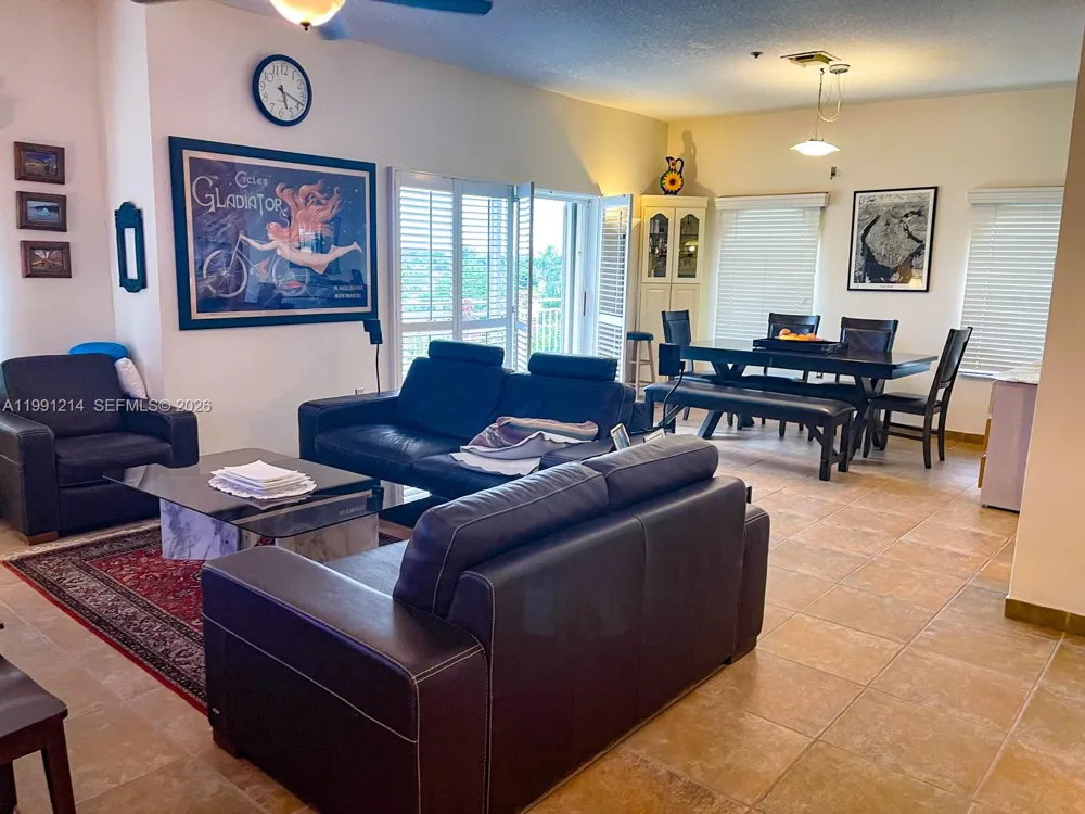 9008 Collins Ave #402 Surfside, FL 33154