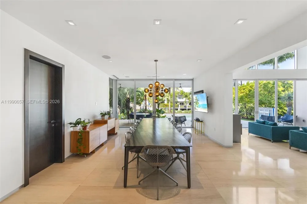 410 Golden Beach Dr Golden Beach, FL 33160
