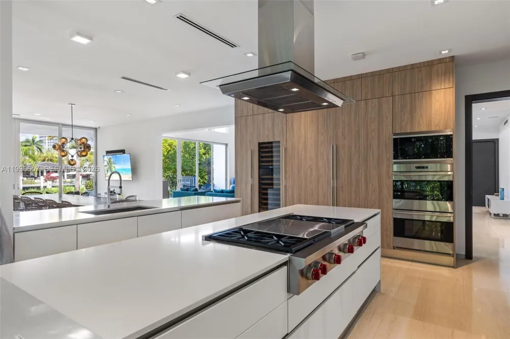 410 Golden Beach Dr Golden Beach, FL 33160