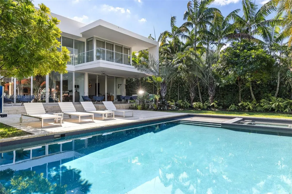 410 Golden Beach Dr Golden Beach, FL 33160