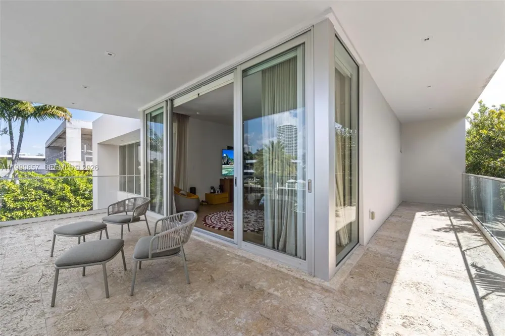 410 Golden Beach Dr Golden Beach, FL 33160