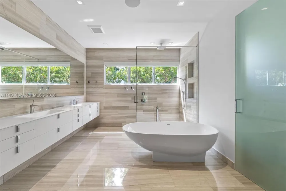 410 Golden Beach Dr Golden Beach, FL 33160