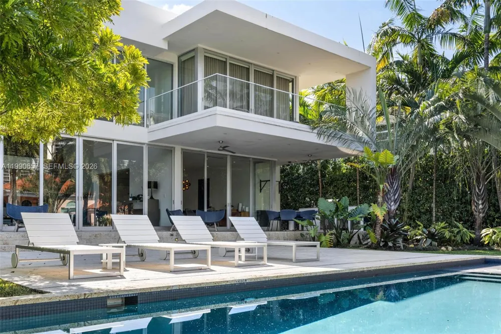 410 Golden Beach Dr Golden Beach, FL 33160