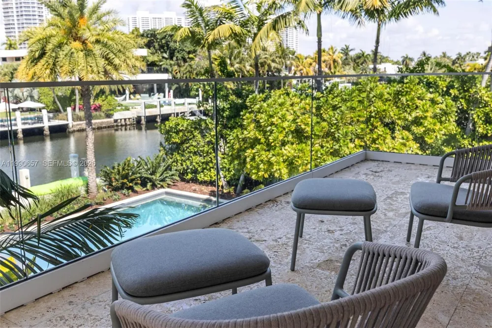 410 Golden Beach Dr Golden Beach, FL 33160
