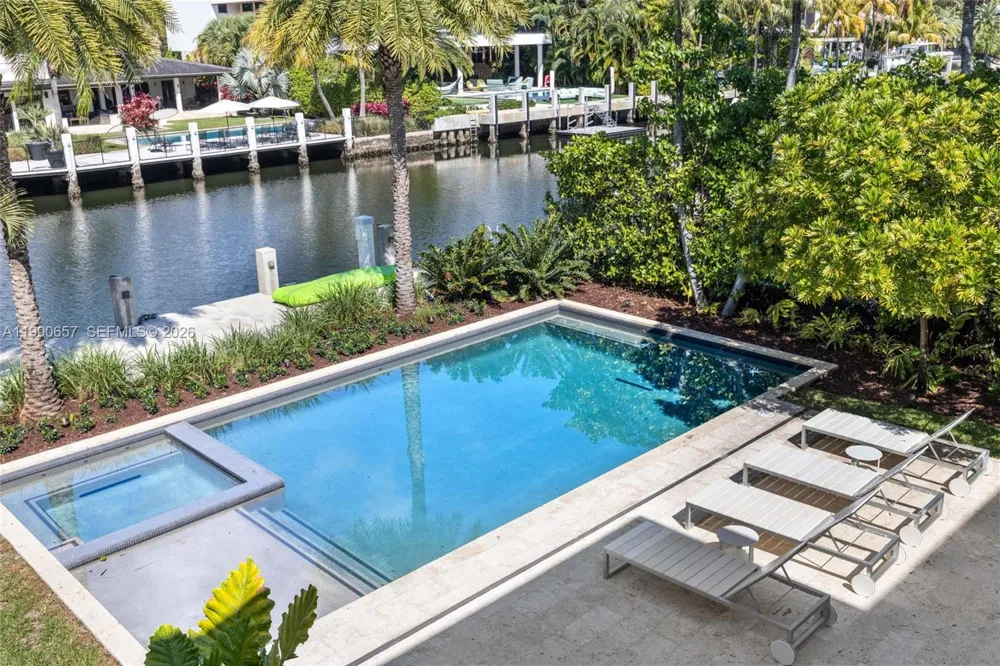 410 Golden Beach Dr Golden Beach, FL 33160
