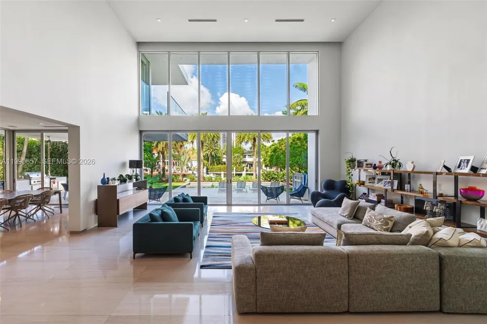 410 Golden Beach Dr Golden Beach, FL 33160