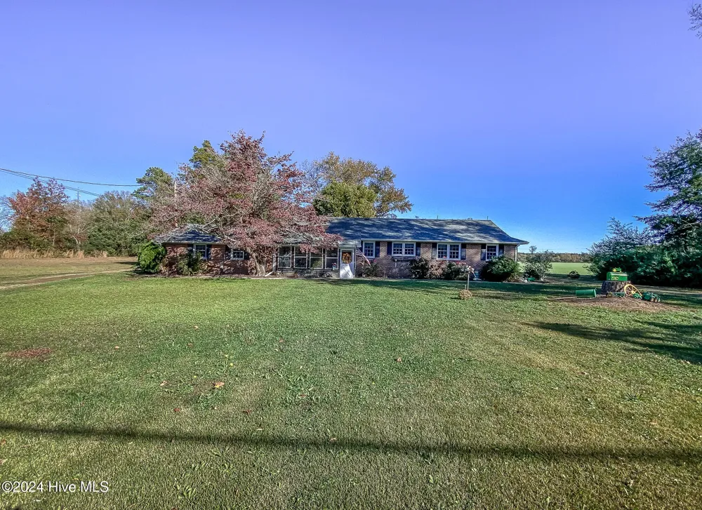 4271 Caratoke Highway Barco, NC 27917