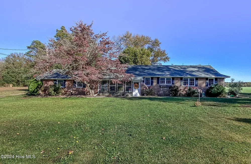 4271 Caratoke Highway Barco, NC 27917