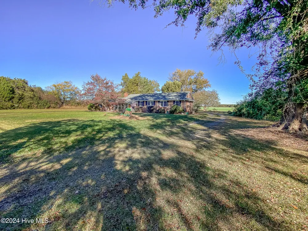 4271 Caratoke Highway Barco, NC 27917