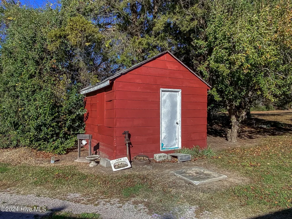 4271 Caratoke Highway Barco, NC 27917