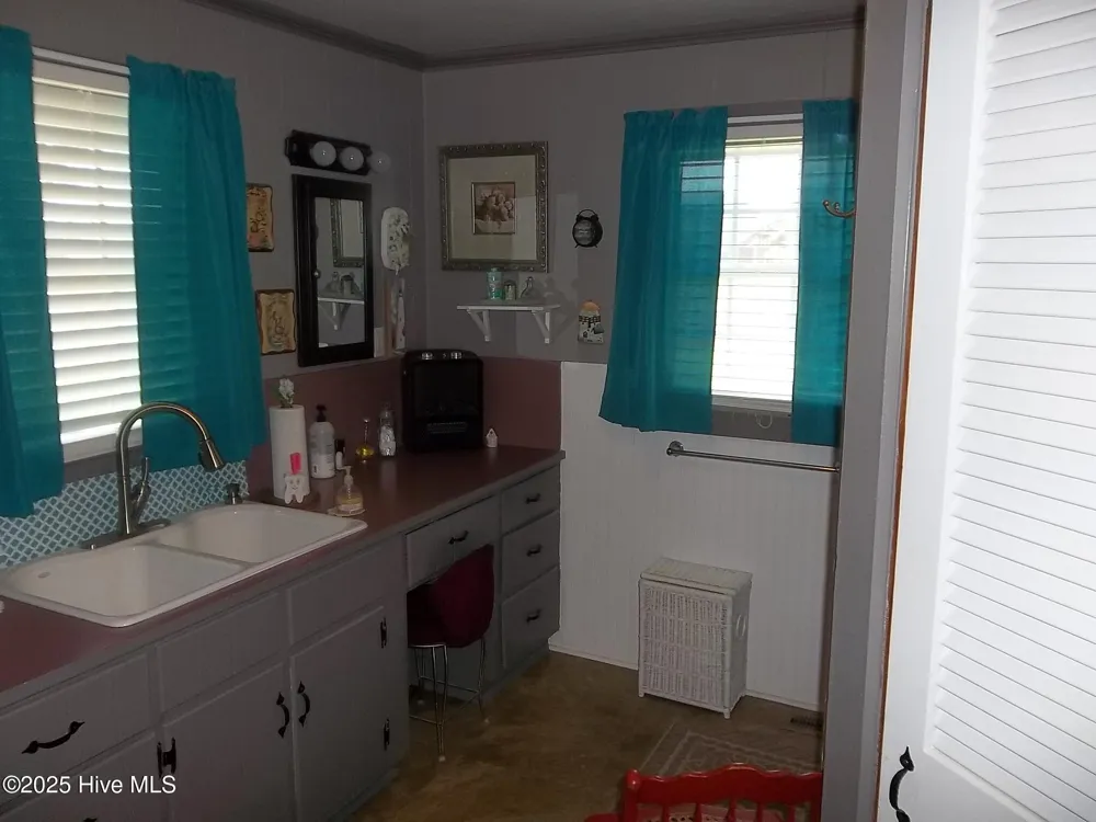4271 Caratoke Highway Barco, NC 27917