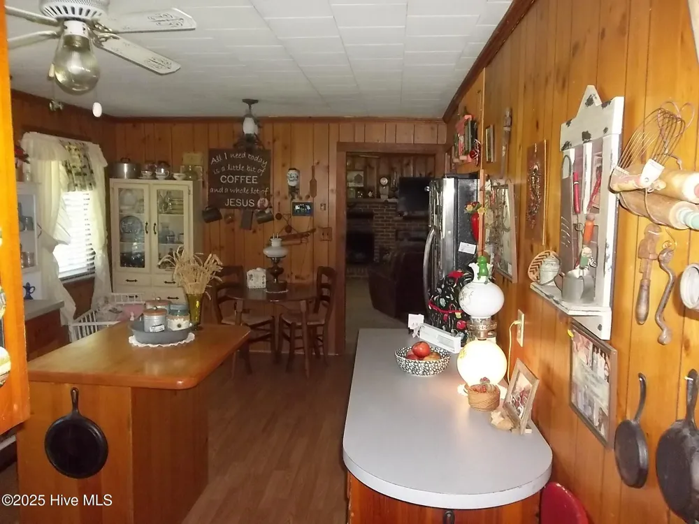 4271 Caratoke Highway Barco, NC 27917