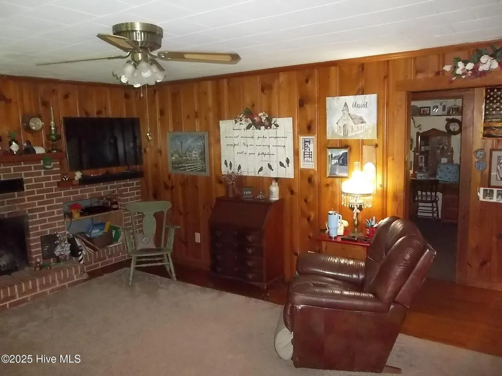 4271 Caratoke Highway Barco, NC 27917