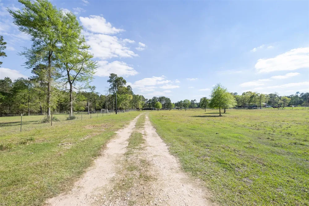 5890 Magan Road Waller, TX 77484