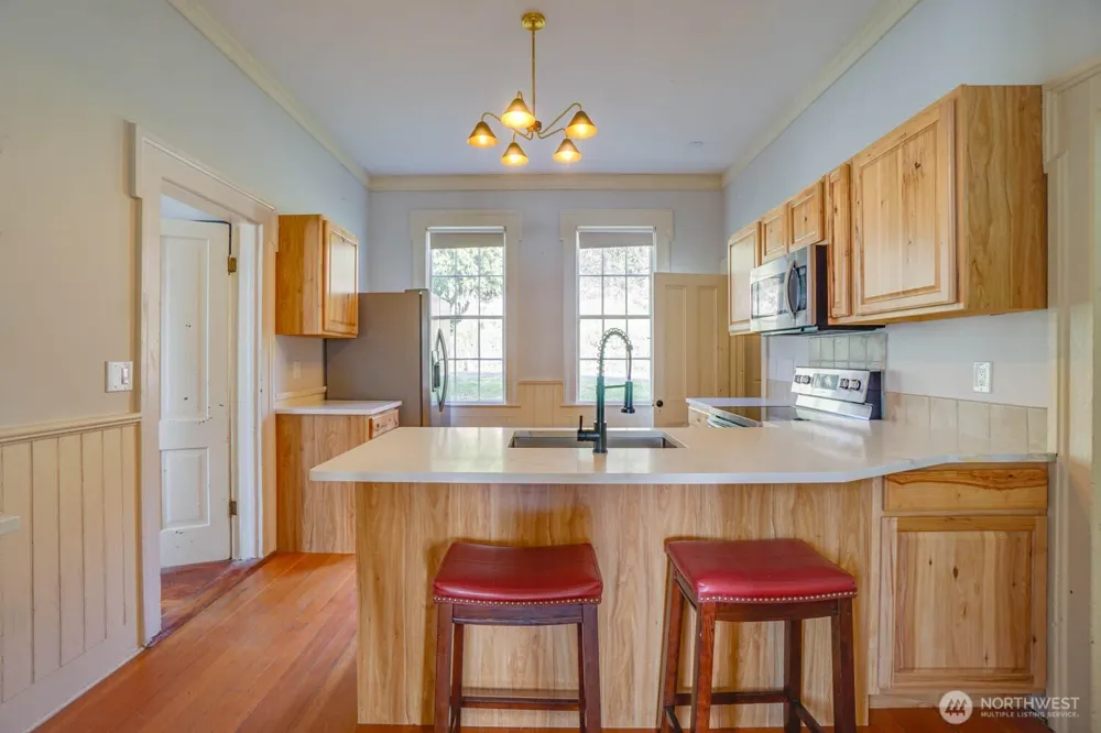99 Main Street Cathlamet, WA 98612