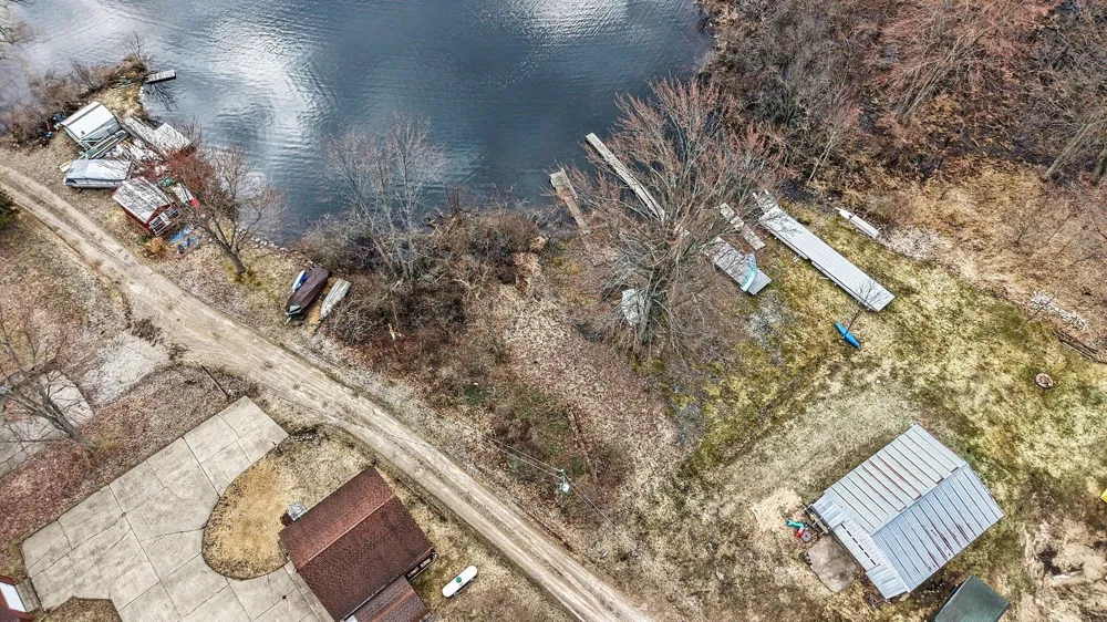 E Lake E Hesperia, MI 49421