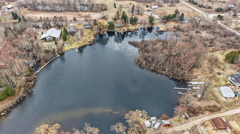 E Lake E Hesperia, MI 49421
