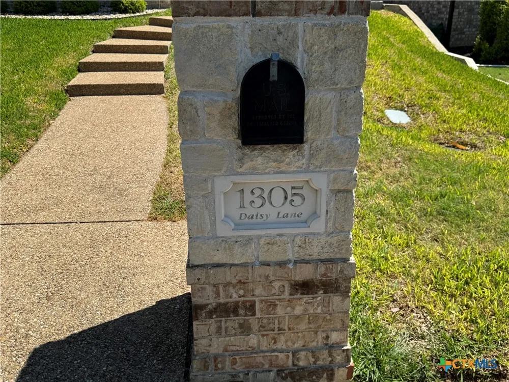 1305 Daisy Lane Temple, TX 76502