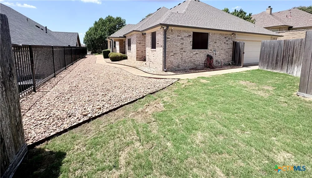 1305 Daisy Lane Temple, TX 76502