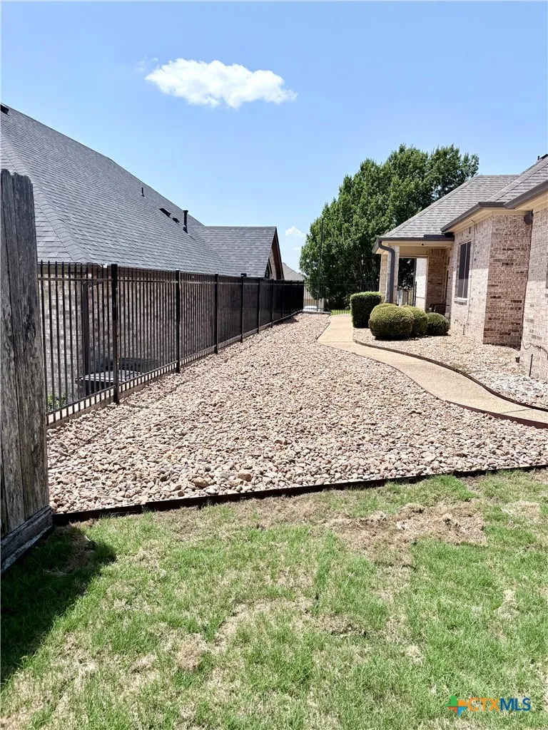 1305 Daisy Lane Temple, TX 76502