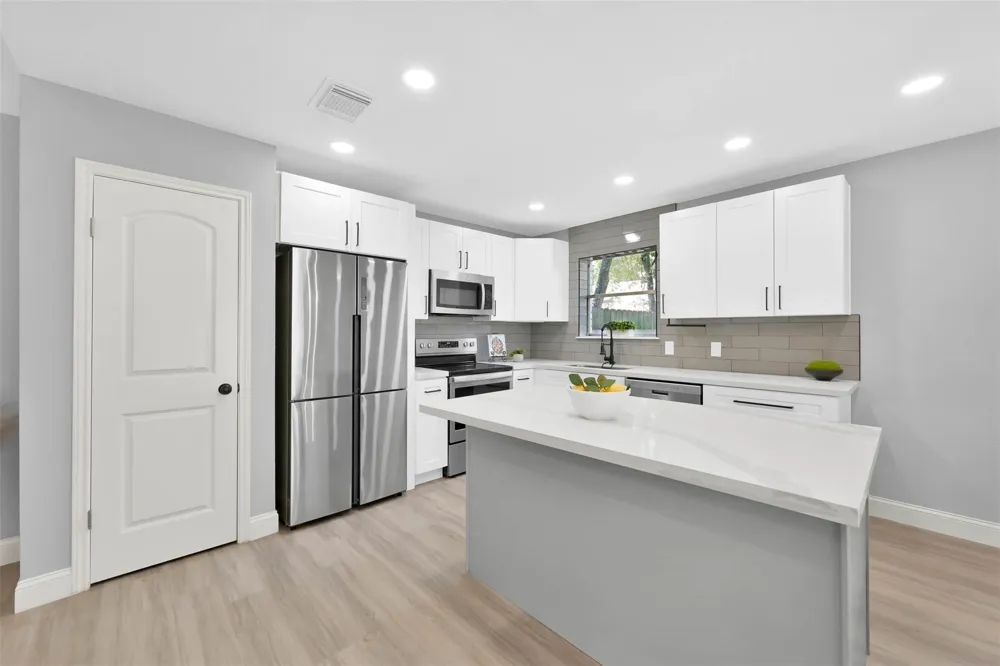 146 W Woodstock Circle Drive Spring, TX 77381