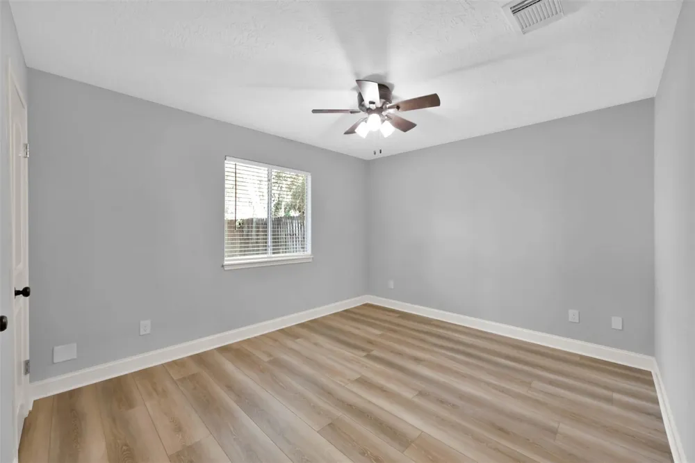 146 W Woodstock Circle Drive Spring, TX 77381