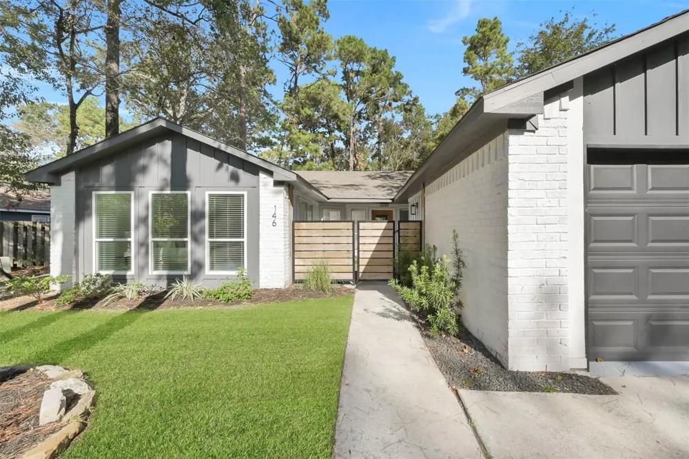 146 W Woodstock Circle Drive Spring, TX 77381
