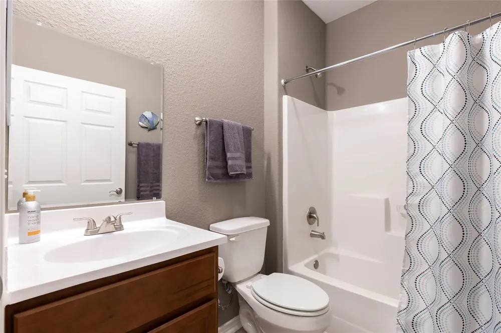 1126 3 Ks San Leon, TX 77539
