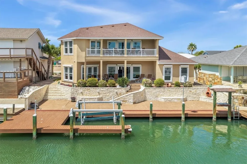 131 Sea Mist Drive Aransas Pass, TX 78336
