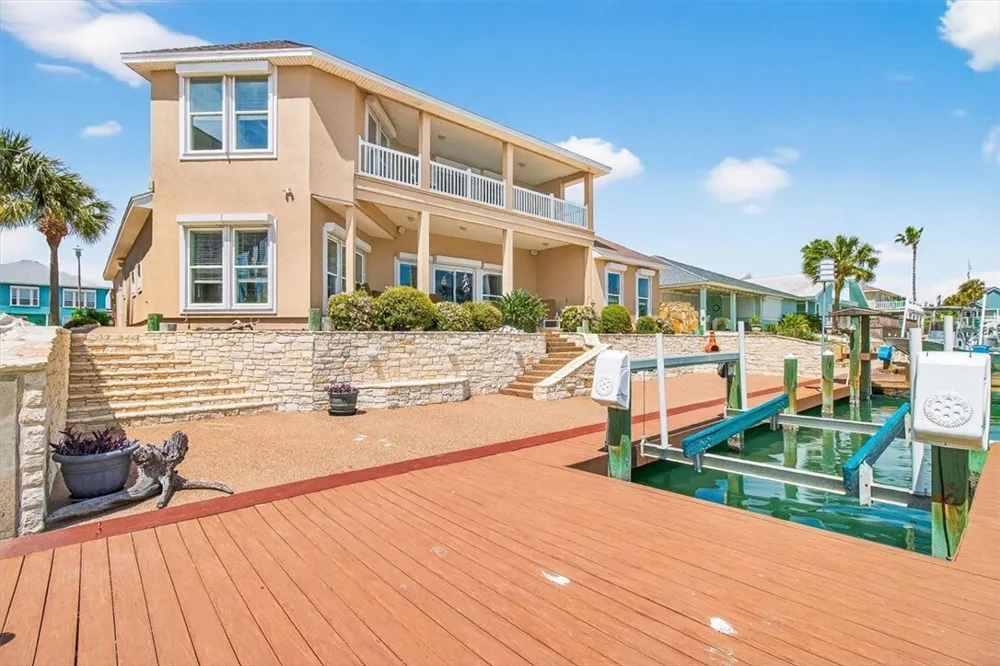 131 Sea Mist Drive Aransas Pass, TX 78336