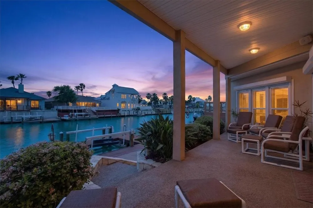 131 Sea Mist Drive Aransas Pass, TX 78336