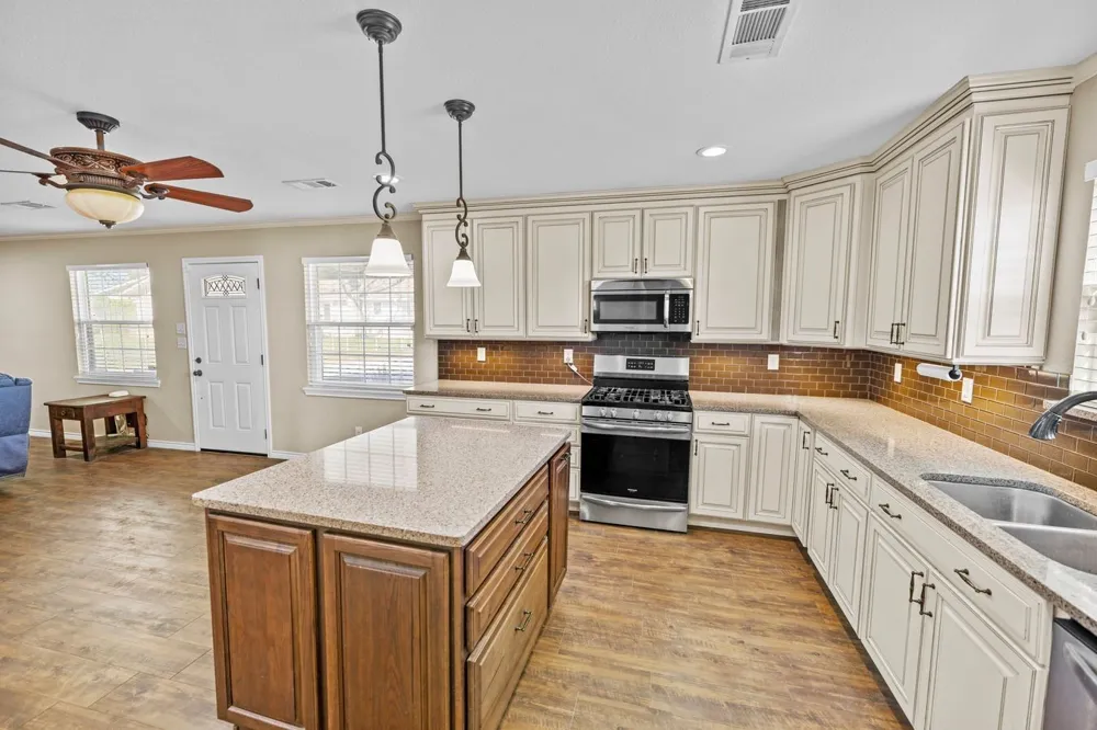 207 Sand Street Comanche, TX 76442