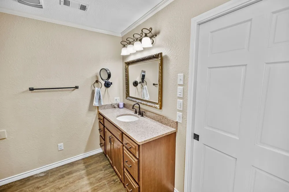 207 Sand Street Comanche, TX 76442