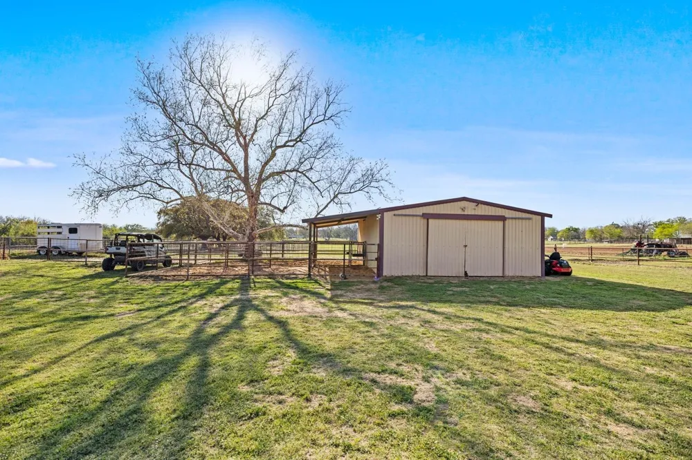 207 Sand Street Comanche, TX 76442