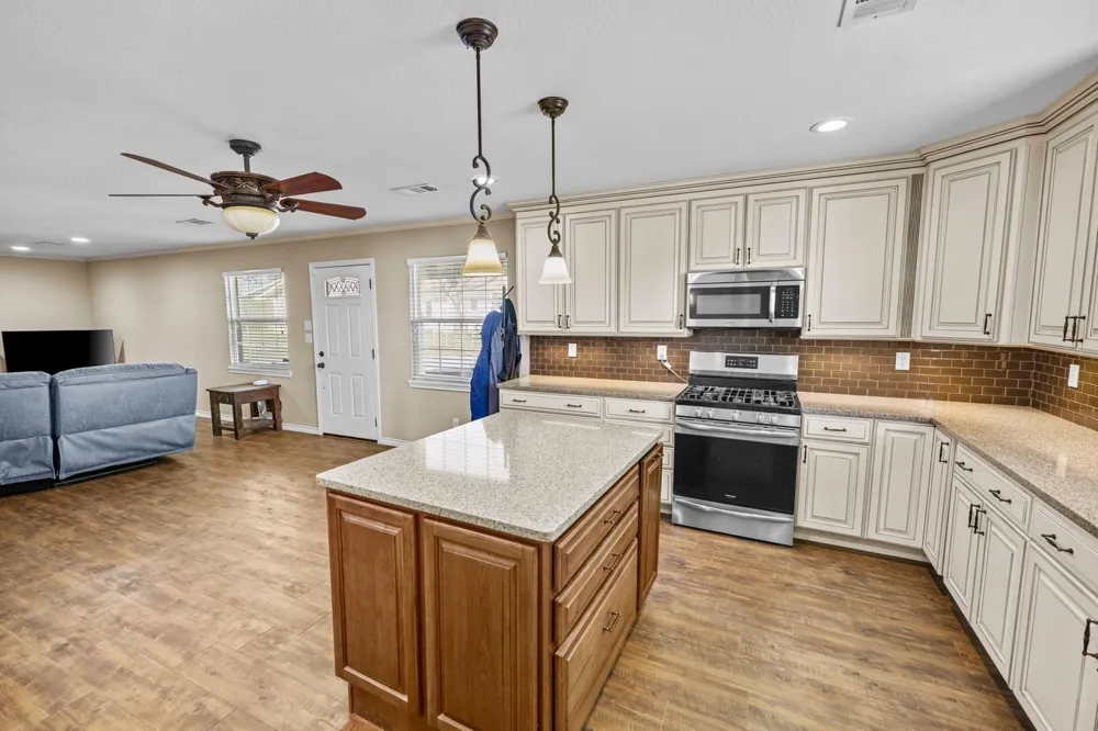 207 Sand Street Comanche, TX 76442
