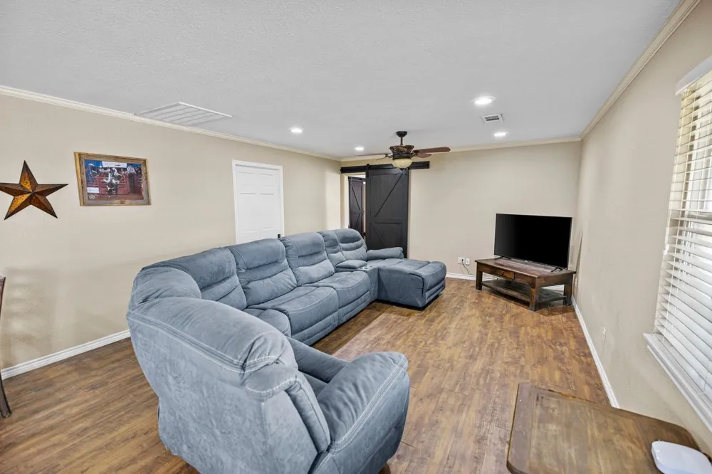 207 Sand Street Comanche, TX 76442