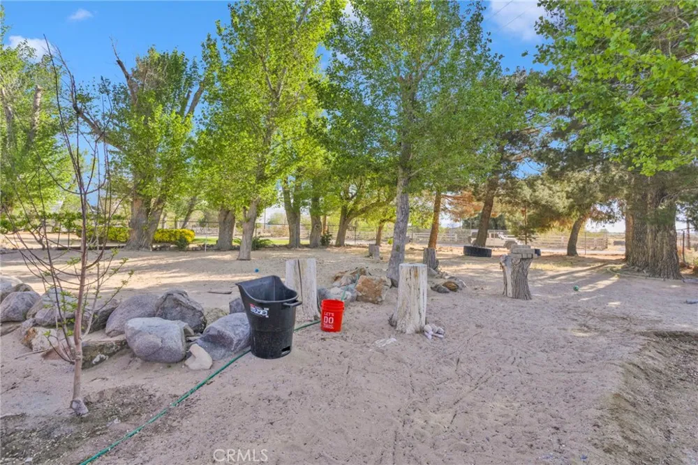 10298 Custer Avenue Lucerne Valley, CA 92356