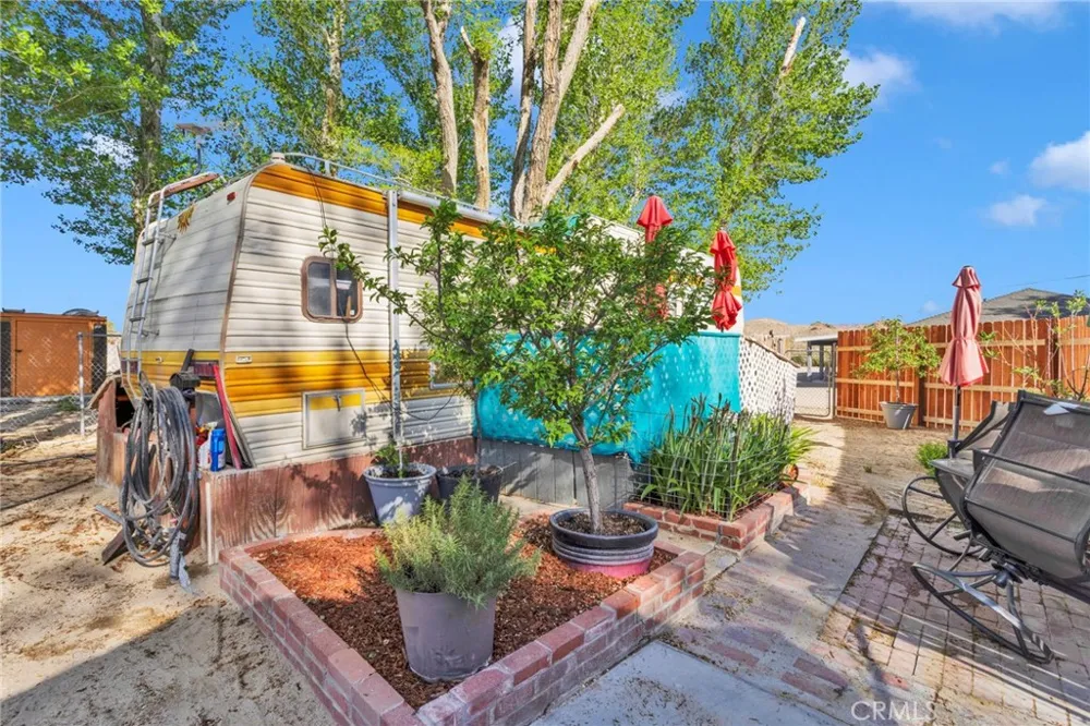 10298 Custer Avenue Lucerne Valley, CA 92356