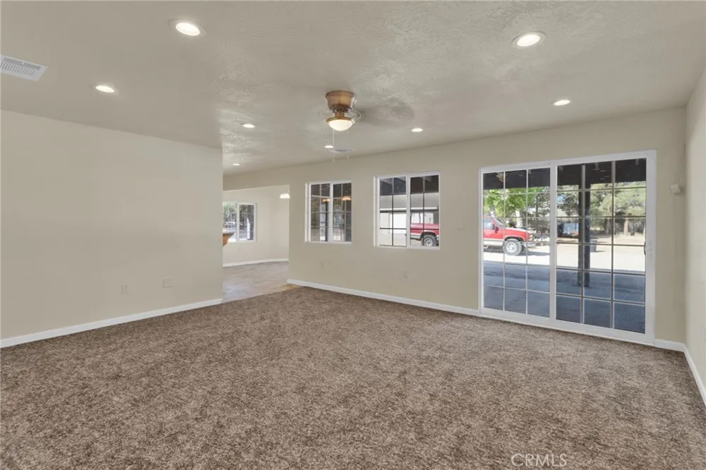 10298 Custer Avenue Lucerne Valley, CA 92356