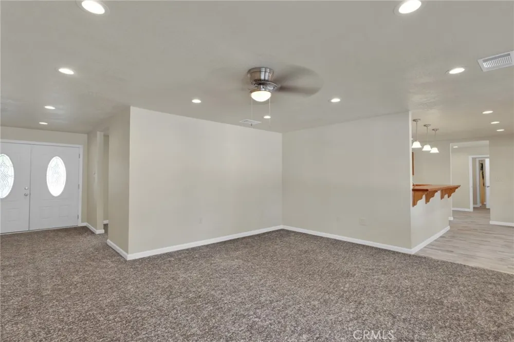 10298 Custer Avenue Lucerne Valley, CA 92356
