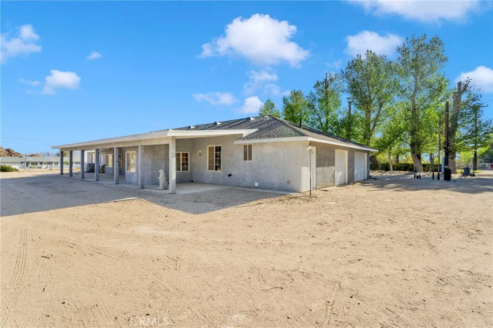 10298 Custer Avenue Lucerne Valley, CA 92356