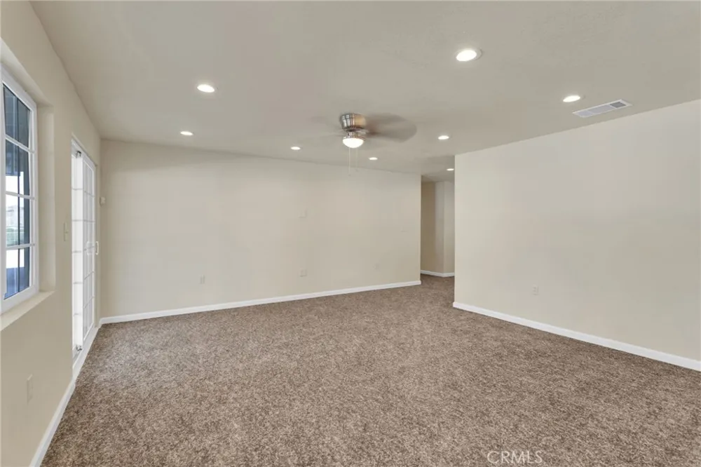 10298 Custer Avenue Lucerne Valley, CA 92356