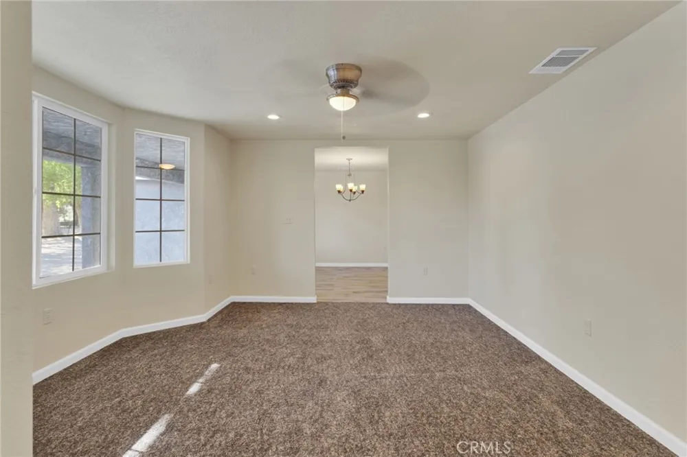 10298 Custer Avenue Lucerne Valley, CA 92356