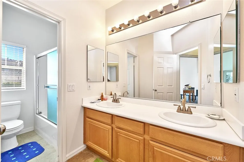 2106 Tangerine Palmdale, CA 93551