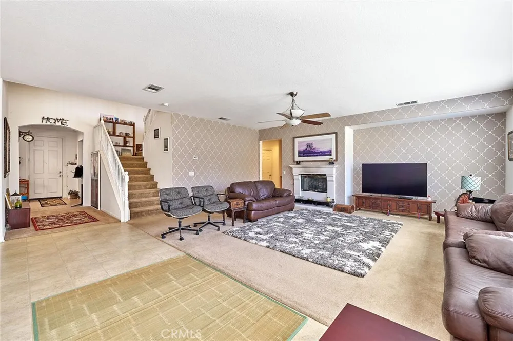 2106 Tangerine Palmdale, CA 93551